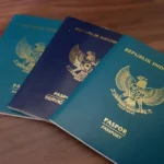 perbedaan paspor elektronik dan biasa