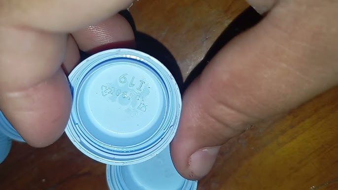 tutup botol AQUAVIVA
